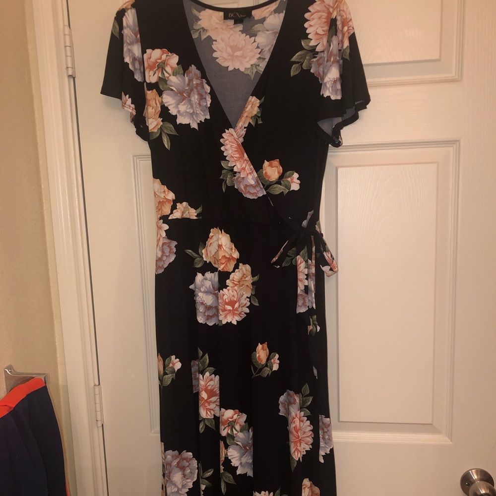BCX long flower print asymmetric dress. Size XL